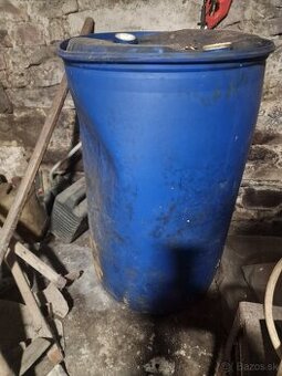 Predam 200 l plastove sudy