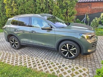 Predám Volkswagen Tiguan Elegance 1,5 TSiv v záruke
