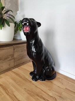 Čierny panter Ceramiche Boxer