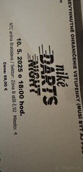 Nike darts night listky