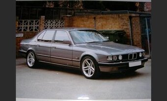 Momo Arrow 5x120 R17