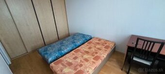 Ponúkam izbu v Trnave na prenájom