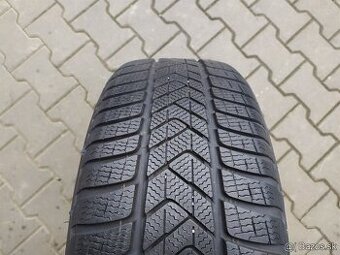 Zimné pneu Pirelli Sottozero 3 225/60 R17