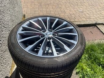 nove original hlinikove disky skoda superb 19" 235/40r18