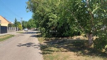NA PREDAJ: stavebný pozemok 902m2 - Dolná Krupá
