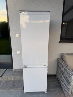 Vstavana chladnicka beko