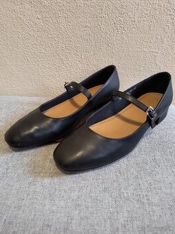 Balerinky KAZAR v.38