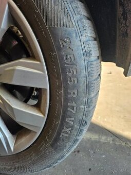 Original VW T Rock Disky R17 zimne pneu