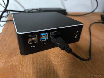 Intel i3 NUC