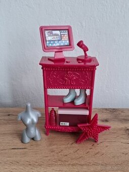 Obchod a pokladňa s doplnkami