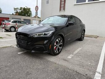 Ford Mustang Mach-E 75,7kWh AWD 4x4, Full LED, ACC