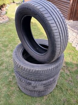 Brigestone 215/60r17 letné