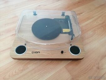 Gramofón ION Max LP