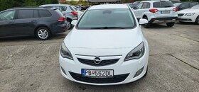 Opel Astra 1.7 CDTI Sport rok 2012