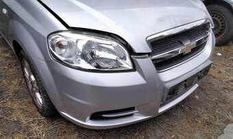 Chevrolet Aveo 1.4 2009 predám SVETLO, MOTOR F14D3, DVERE,