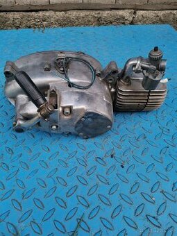 Motor jawa 50