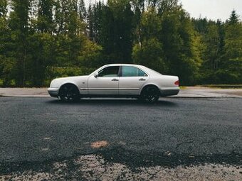 W210 e300td om606 avantgarde