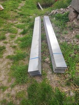Topkraft Profil soklový SP (180x0,8 mm) 2,5 m