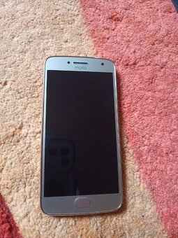 Motorola G5 plus