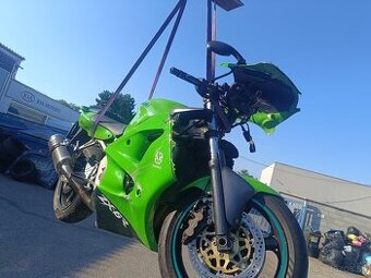 Kawasaki ninja zx6r 2001