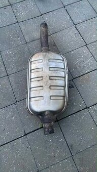 Stredový tlmič výfuku+ koncový tlmič 318i