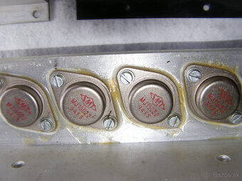 Chladiče na TO3,Gombíky/hmatníky/ na potenciometre