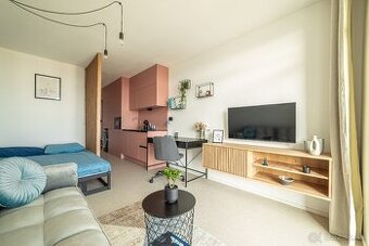 Komplet zariadený byt pri Novej nemocnici–výhľad a lokalita