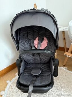 Poťah Cybex priam 4.0 simply flowers grey nový