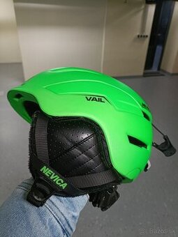 Lyžiarska prilba  veľ.S