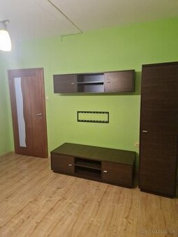 3 izb. byt  po rekonštrukcií s loggiou , Sídl. Sekčov