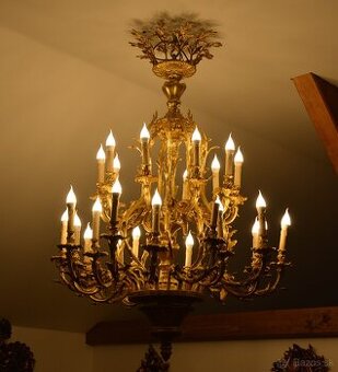 Zámecký bronzový lustr - UNIKÁT - 30 ramen - 142cm
