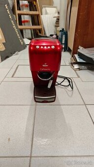 Predám zachovalý kávovar Tchibo - Cafissimo