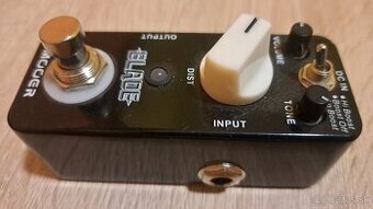 Gitarovy efekt distortion