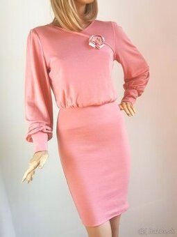 Elegantné merino šaty na každý deň