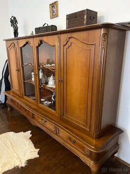 Rustiikálny priborník