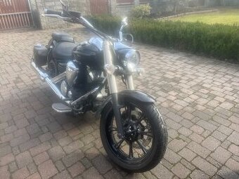 YAMAHA XVS 950A Midnight Star