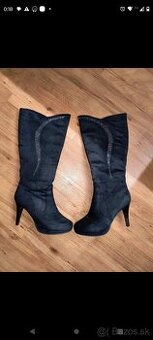 Krásné elegantní kozačky vel 41