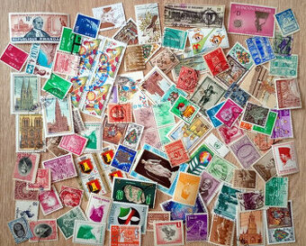 Predám balík poštových známok 1000 ks. č 2