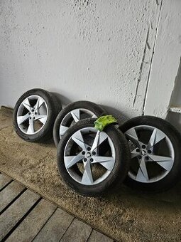 Predam ELEKTRONY,  DISKY SKODA VOLANS 17, obute letne pneu P