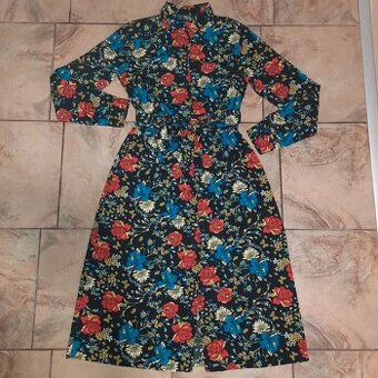 Vintage / boho šaty so vzorom kvetov