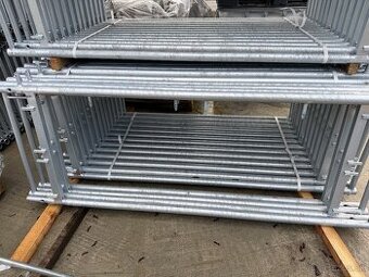 Lesenie Fasadne pozinkované