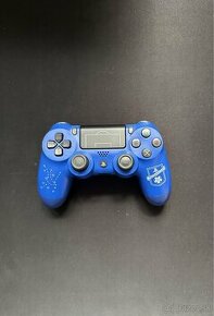 Sony PS4 Dualshock ovládač špeciálna futbalová edícia modrá