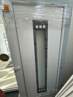 PLASTOVÉ VCHODOVÉ DVERE BIELE 980mm.x2080mm.