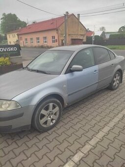Dobri deň predávam pasat B5/5 1/9/74kilovat auto je pojazdne