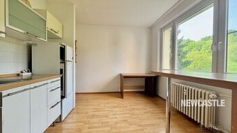 NEWCASTLE⏐PRENÁJOM 1 izbového bytu (40m²) voľný ihneď