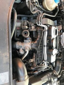 HoloMotor 2.0tdi 125kw Passat b6