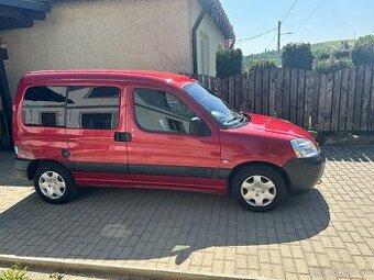 Citroen berlingo 1,4 benzín