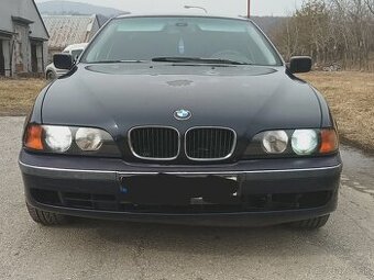 Predam predne svetla na BMW e39 Predfacelift Xenonft