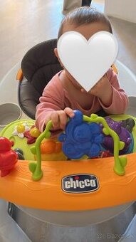 Behák značky chicco