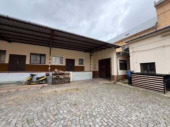 Exkluzívne APEX reality prenájom priemyselných priestorov HC